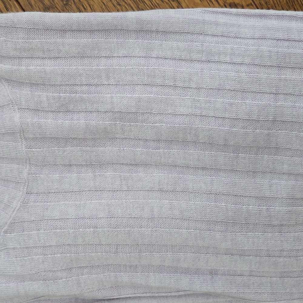 WHITE HOUSE BLACK MARKET LONG SLEEVE CASHMERE BLEND MOCKNECK SWEATER NEW LILAC - Picture 9 of 9